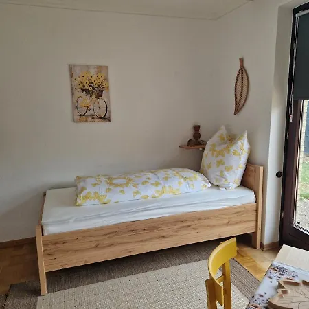 Lejlighed Ca 80 Qm Zur Alleinnutzung Hannover
